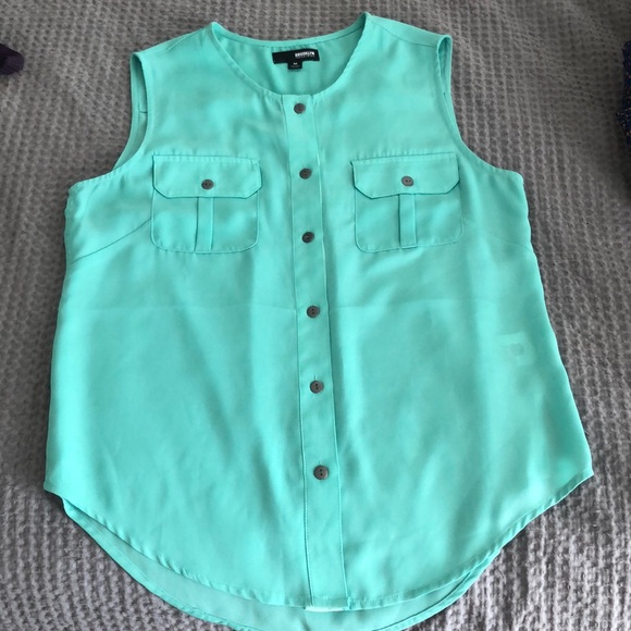 Brooklyn Industries Tops - Sleeveless light green blouse